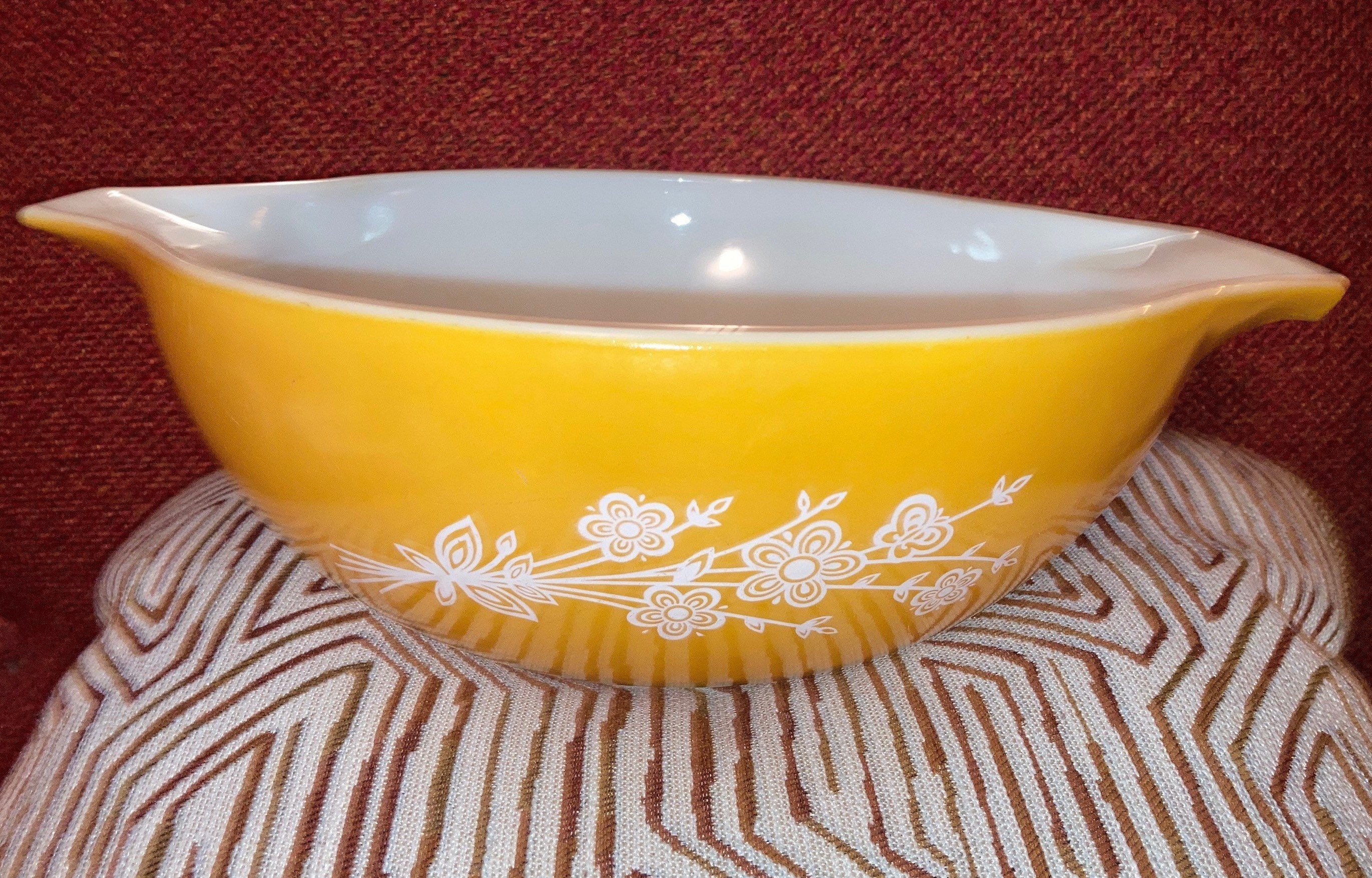 Old Pyrex Butterfly Gold キャセロール pretty