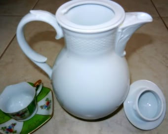 Elegant Porcelain Pure White Coffee Pot~ Formal Tea Accessory~Vintage White Lattice & Pear Teapot ~ Kaiser Germany~ French Dining Decor