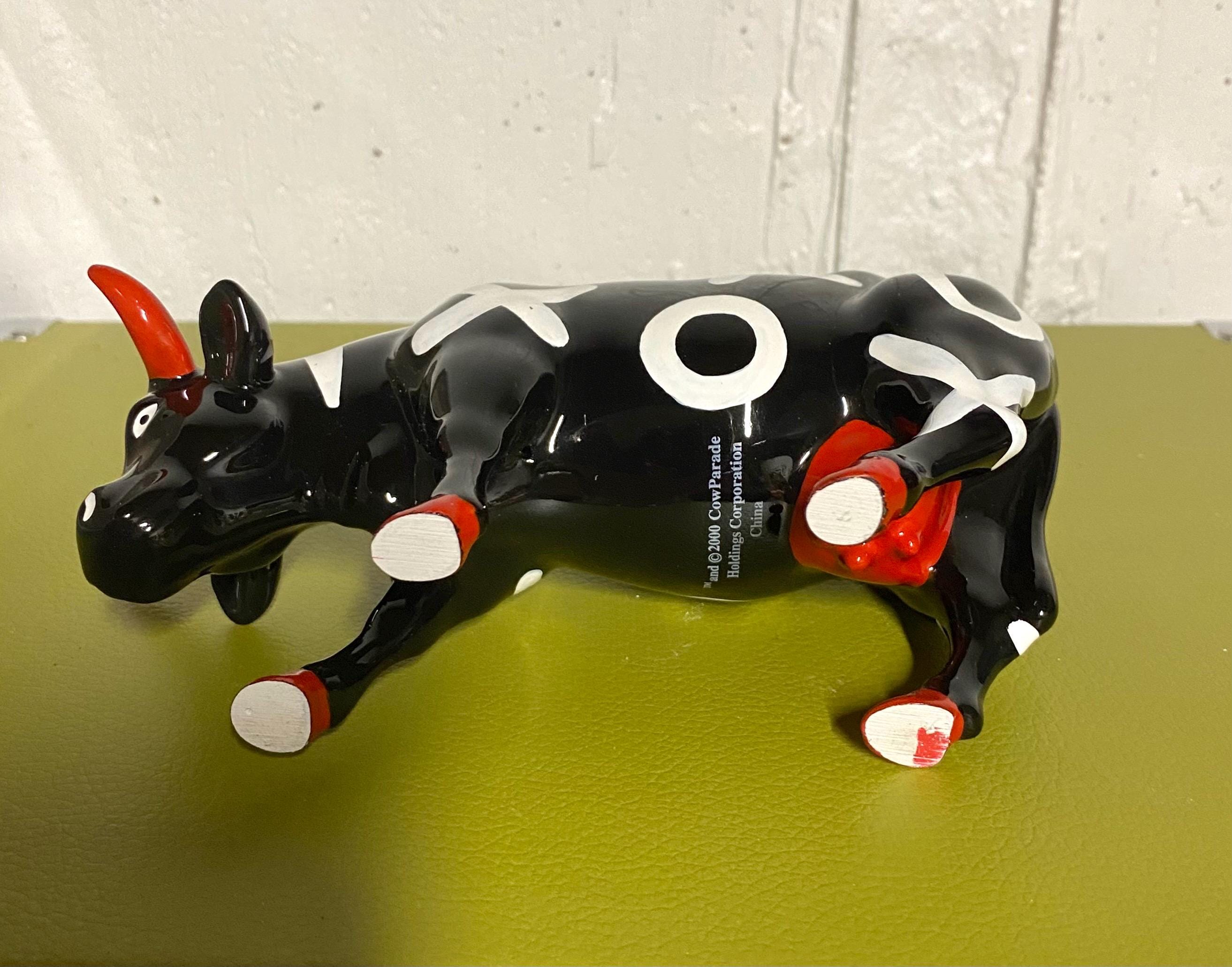 Vintage 2001 Cow Parade Cowparade - Hugs and Smooches~ Cow