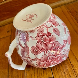 English Chippendale Johnson Bros. 24oz. Pink Red Flowers Pitcher England 1935-65 Garden Transferware for a Floral Countryside Tea Party image 7