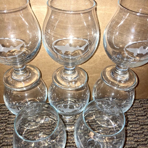 Sale~ Set of 8 Dogfish Head, Etched Fish Craft Beer Occasional Chalice Glass- 12 Ounce Chalice Sniffer Beer shops Glasses~ Barware for him