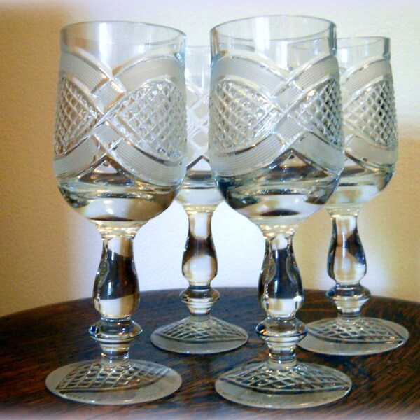 Celtic Knots Wine Glasses- set of 4 - Cut Glass Stemware -  Irish Raised Diamonds with Etched Knots  - Barware Cocktail Cordials -