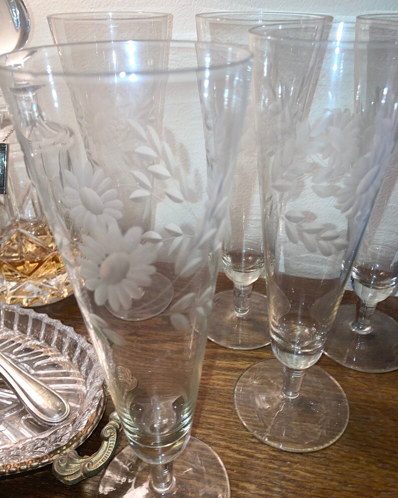 5 Antique Etched Crystal Pilsner Flutes Bulgarian Champagne Etsy