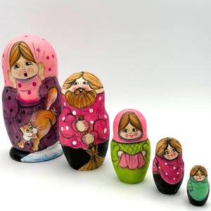 Matryoshka 6.3&quot; Russian Nesting Doll, 5 pieces, Hand made wooden Doll, Russian Collectibles