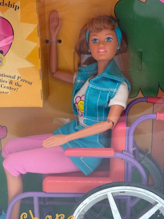 バービー　ベッキー　車椅子　1996年製　マテル　becky barbie Rare 1997 Barbie Share a Smile Becky – Special Edition, Mattel