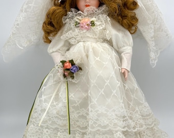 Beautiful Vintage  porcelain Bride doll Collectible Genuine Porcelain Doll 16” porcelain Old fashioned doll, porcelain doll
