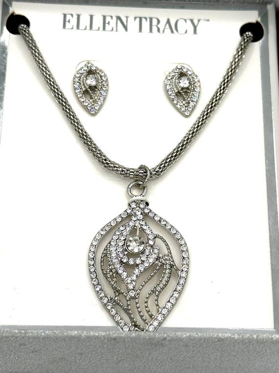 Vintage Ellen Tracy Rhinestone Necklase and Earrings Set in the