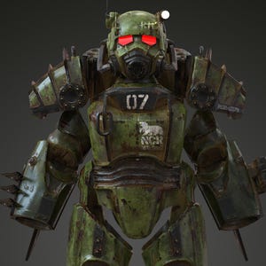 Puede incluir: Imagen de cuerpo entero de una armadura asistida verde y marrón desgastada. El casco tiene ojos rojos brillantes y un respirador. La armadura tiene el número "07" y un logotipo en el pecho. Hay púas en los guanteletes.