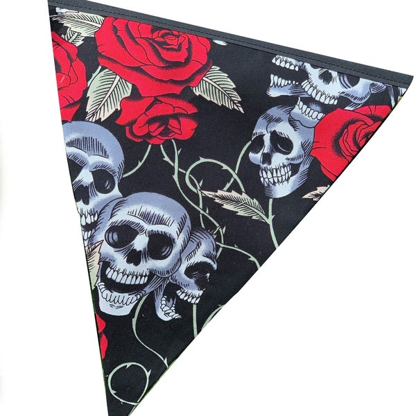 Skull Bunting, roses banner, skull garland, polka dot with black bias binding, for house, garden, parties and festivities