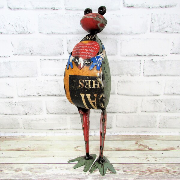 Rustic 15" Repurposed Recycled Colorful Scrap Metal Frog w/ Heart Statue Home Farm Garden Lodge