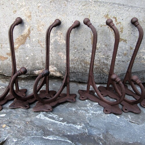 Add Some Class With 8 Heavy-Duty Cast Iron Victorian Style Hat & Coat Hooks – Old English Design