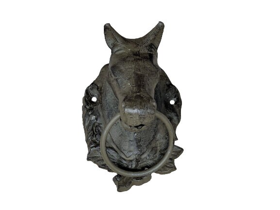 Horse head shop towel ring