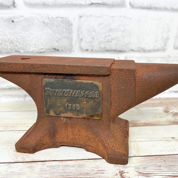 Rustic Rusty Cast Iron Anvil w/ Winchester 1866 Brass Plaque 8" x 3.5" Jeweler Paperweight Doorstop