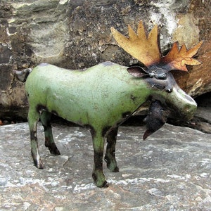 Rustic Small 7" Tall Repurposed Scrap Metal Realistic Moose Statue Home Farm Garden Decor