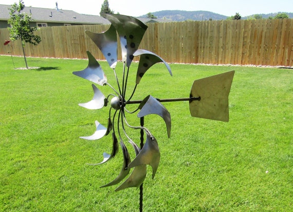 Heavy Duty Wind Spinner Windmill W Tail Metal Welded Yard Stake