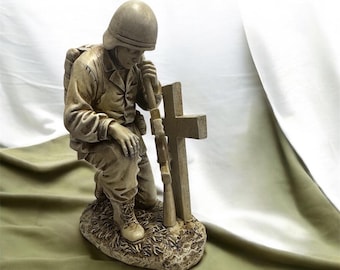 Kneeling Soldier 8”- Soldier In Prayer Memorial Figurine