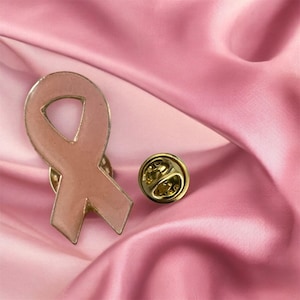 Épinglette en ruban rose contre le cancer du sein - Broche en ruban rose de sensibilisation au cancer du sein - Cadeau de survivante