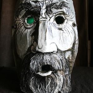 Gesicht aus Stein Maske