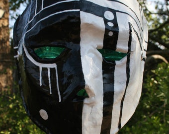 Shield Style Black & White Mask