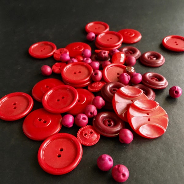 lot of vintage RED Buttons  Various Sizes Shapes Colors Materials Sewing Supply Notion Embellishment DIY Mixed Media Found Object destash