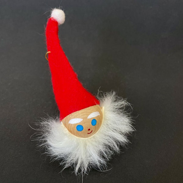 vintage santa head red felt hat white fur beard . Tomte holiday decoration .  1960s Santa Claus ornament . Made in Japan