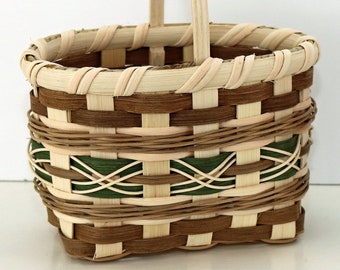 Criss Cross Basket Weaving Pattern