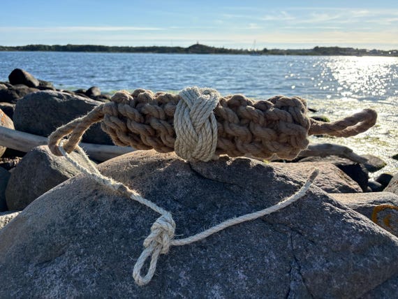 Medium Hemp Rope Fender Horizontal Decor