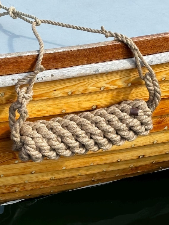 Classic Horizontal Rope Fender