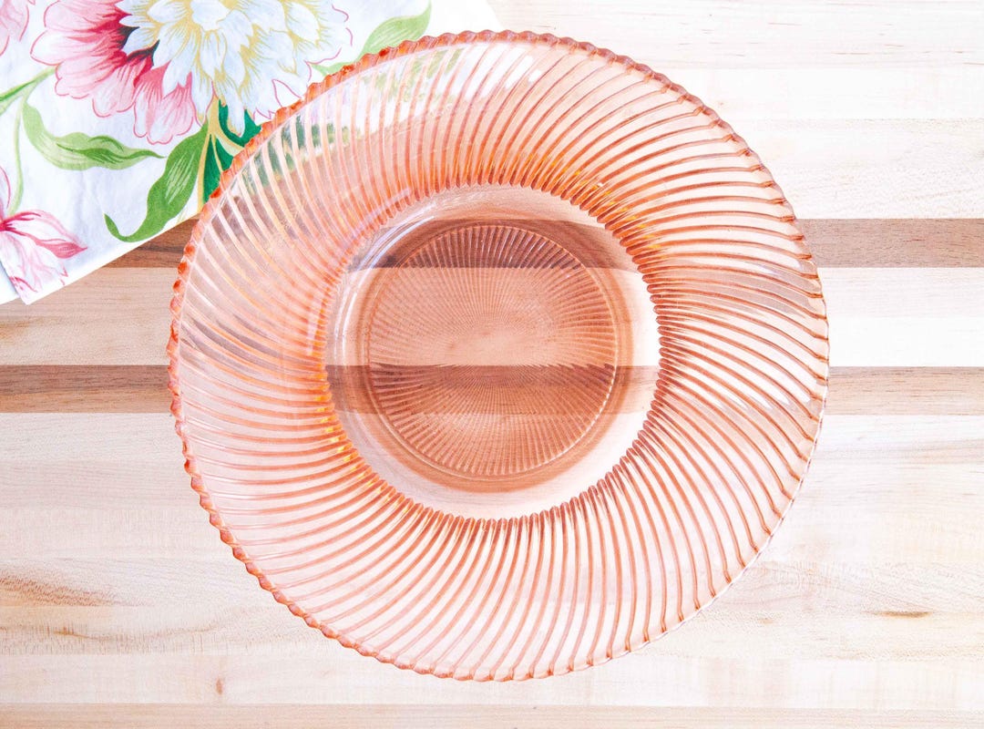 Chippy Vintage 1930s Federal Pink Glass 9