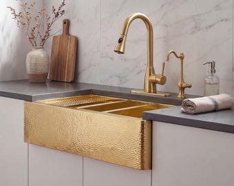 Handmade Copper Farmhouse Kitchen Sink: Customizable Triple Bowl