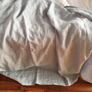 Linen Sheet set in light gray,  flat sheet, fitted sheet and 2 pillowcases