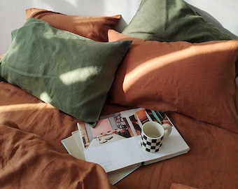 Stone-Washed Linen Bedding Set: Duvet Cover with 2 Pillowcases in Pumpkin