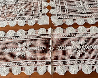 Vintage Filet Lace Table Runner & Placemat Set: Hand-Embroidered Snowflake Star Motif motif