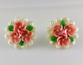 1950s Sea Shell Earrings Pink Flowers Novelty Faux Pearls Scalloped edge Screw Back