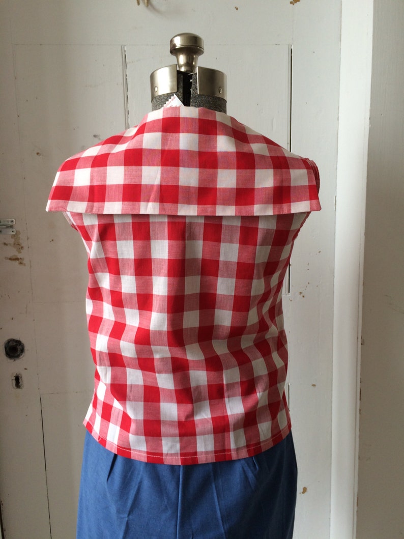 1960s Deadstock Shorts Set Red Gingham Midi Top w/ Blue Chambray Tie and Shorts Size 14 NOS image 4