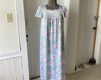 Vintage Vanity Fair Floral Print Maxi Length Nightgown Lace Insert