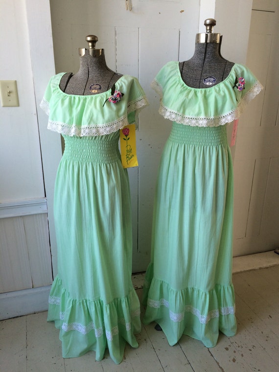 1970s Green Bohemian Hippie Peasant Bridesmaids PE