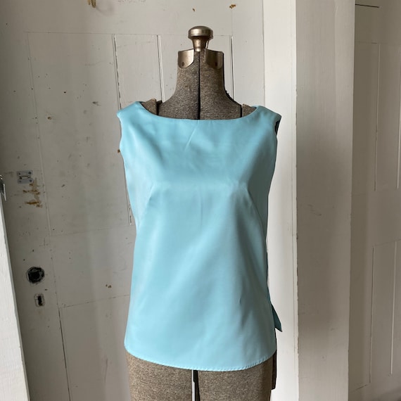 Abercrombie & Fitch, 1960s 1970s Abercrombie & Fitch Satin Sateen Boat Neck Sleeveless Top Small