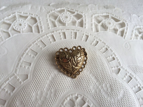 Vintage Style 1980s Rose Bud and Lace PUFFY HEART… - image 2
