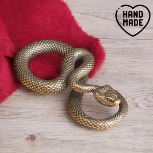 Antique Brass Snake Key Chain | Ghost Snake Pendant | Vintage Tea Pet Gift | Animal Figurines | Unique Brass Figurine for Collectors
