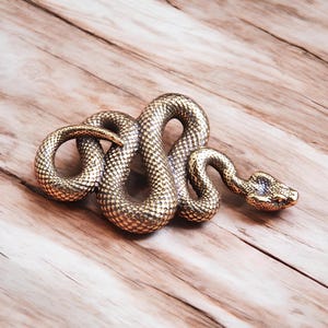 Vintage Brass Snake Keychain Pendant - Zodiac Snake Design - Nafu Luggage Charm - Small Bronze Craft Accessory - Unique Metal Gift -Ornament