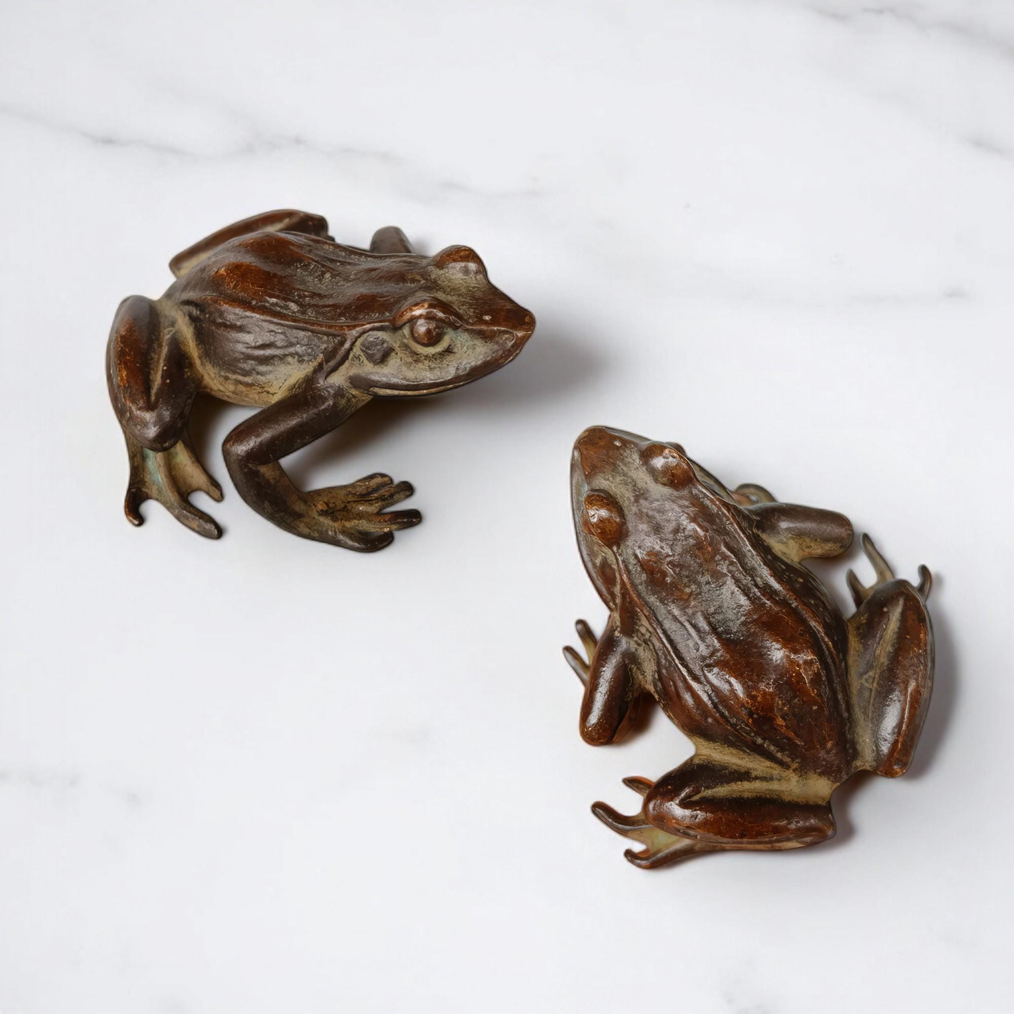 Grenouille Décorative En Aluminium Vert - Cintre Mural Peint à La Main - Style Ancien - 41x25 Cm