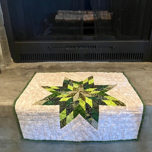 Quilted shops Green Christmas Wall Hanging
