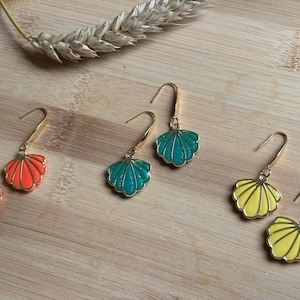 Shell earrings