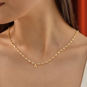 Collar de letras delicadas, collar de letras para mujeres, joyería con iniciales personalizadas, regalo de joyería personalizado, collar con letras iniciales personalizables