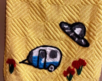 UFO trailer park, alien, camper dish towel, tea towel, glamping, kitchen accessory, sustainable