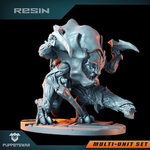 Könnte beinhalten: Graue Resin-Miniatur einer monströsen Kreatur mit großem Kopf, scharfen Krallen und einem segmentierten Körper. Die Miniatur steht auf einem rechteckigen Sockel. Der Text "RESIN" und "MULTI-UNIT SET" sind sichtbar.