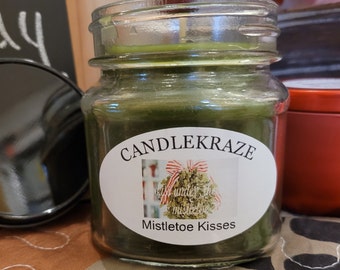 Mistletoe Kisses- 8oz mason jar candle