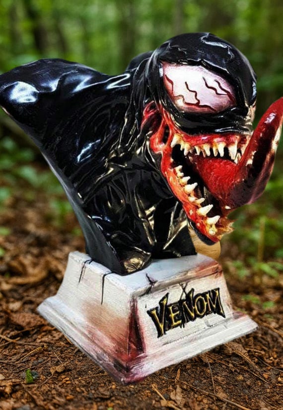 Venom Bust- Halloween - Home Decor - Horror Art - 3D Printed and