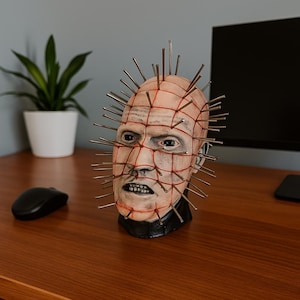 Hand-Painted Hellraiser Bust, 3D Printed Horror Decor (12cm)